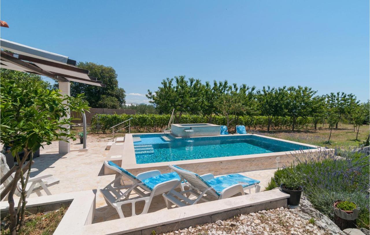 Two-bedroom Holiday In Casa vacanze *